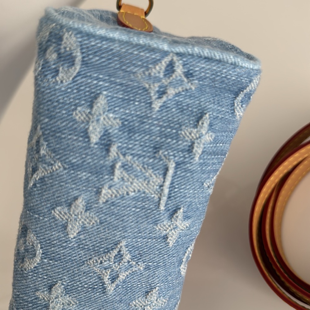 Louis Vuitton *Like NEW *Limited Edition* Nano Mini Denim Speedy Bag with Strap - Picture 10 of 17